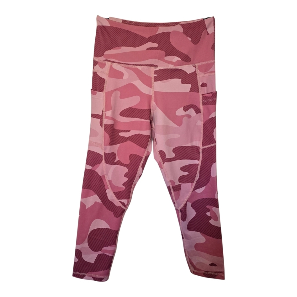 Zyia Active Women’s Light n Tight Crop Pocket Leggings – Pink Camo, Size 4